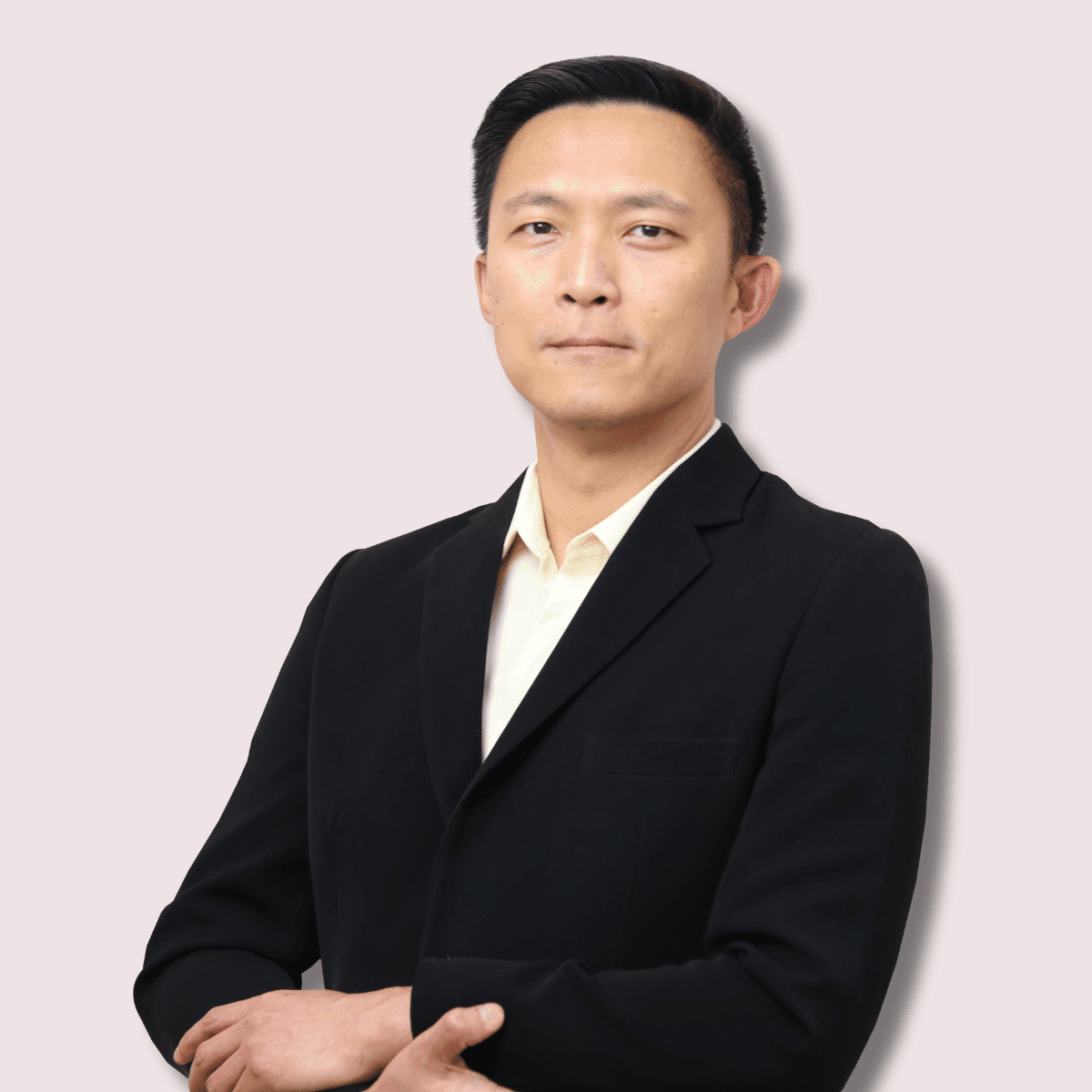 Puttipong Charoensri, MD