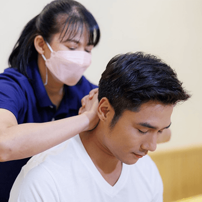 Service Neck and Shoulder Oil massage with Hot Stone Compress Image