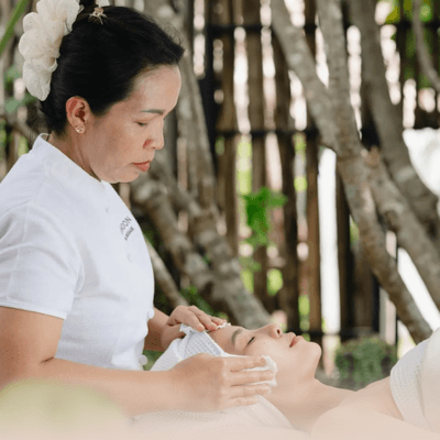 Service Resurfacing Radiance Facial Image
