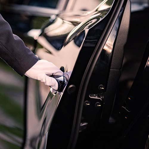 Service LIMOUSINE AND AIRPORT TRANSFER SERVICE Image