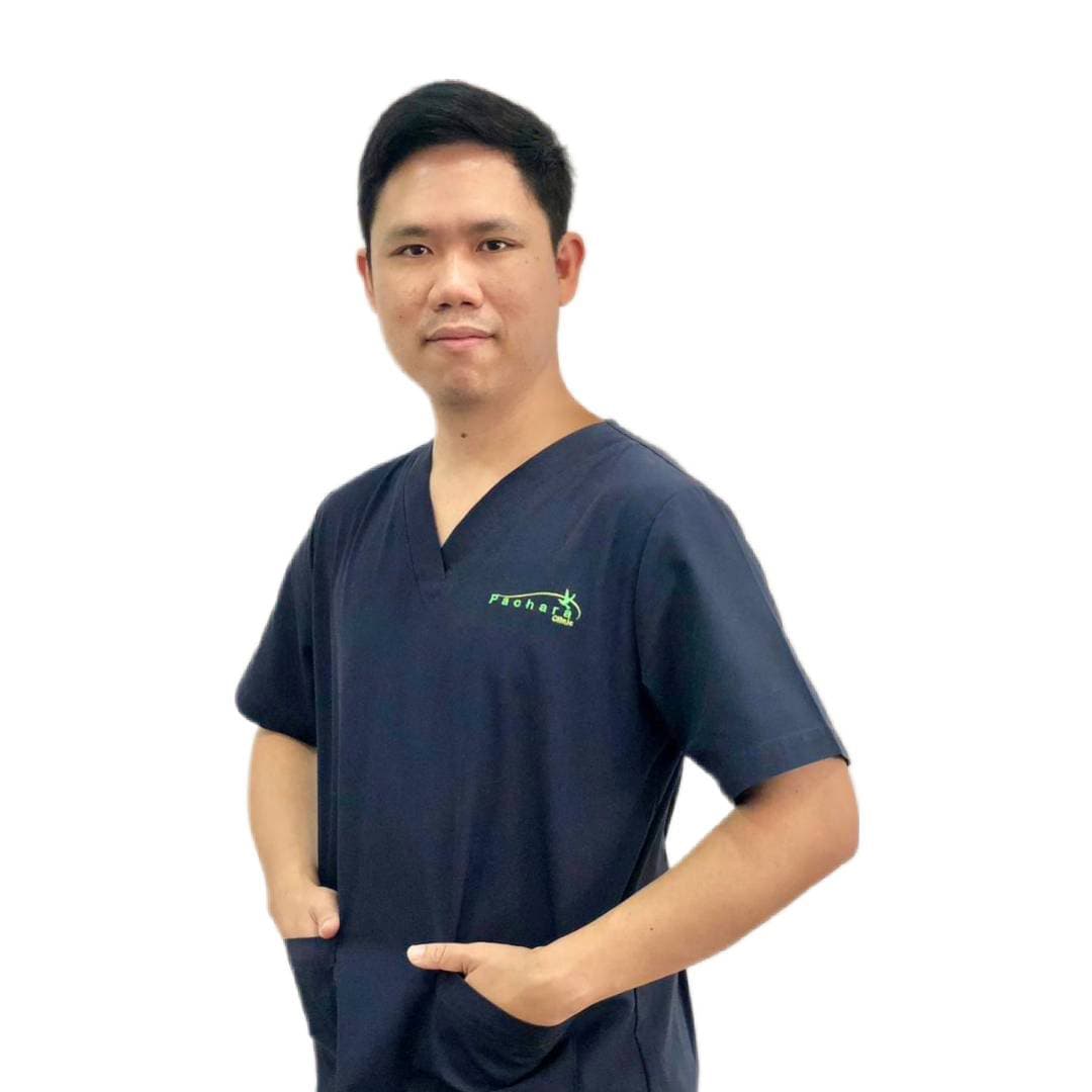 Dr. Thananat Suebwongnirat, M.D.